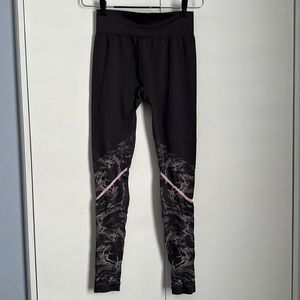 Fabletics Women Gray Pink Detail Athletic Stirrup Leggings Heel Holes S